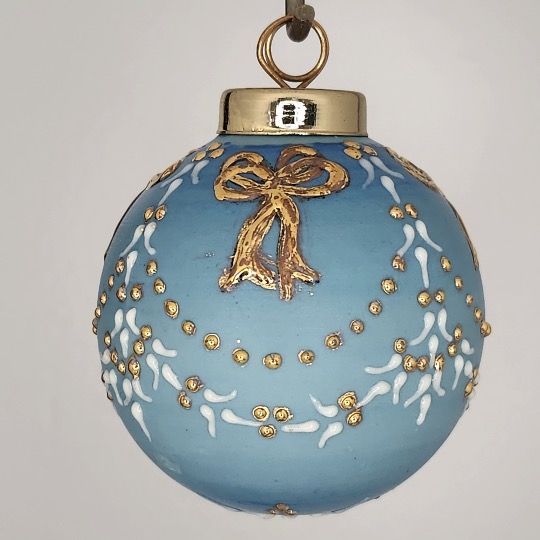 Swag Porcelain Christmas Ornament: Gold on Blue 2.5"