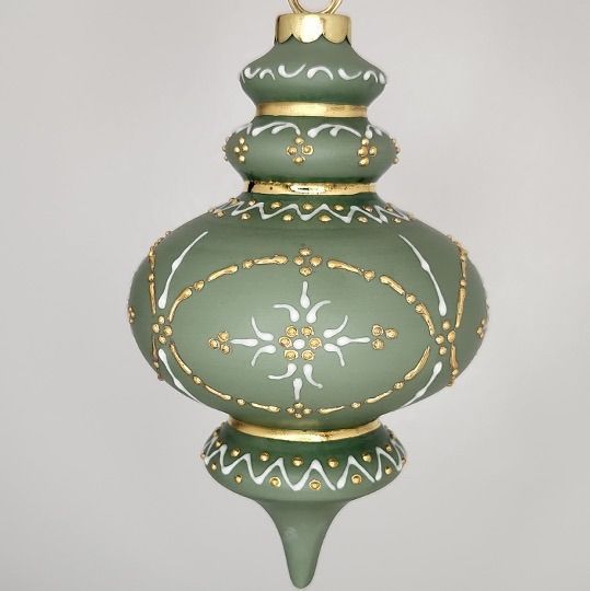 Avignon Elegante Green Porcelain Christmas Ornament 5.5"