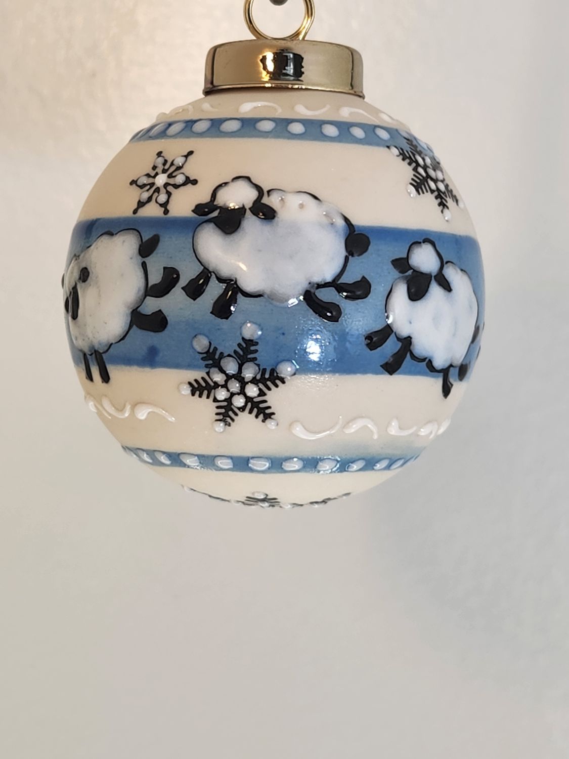 Ivory Ball with Counting Sheep  2.5"
