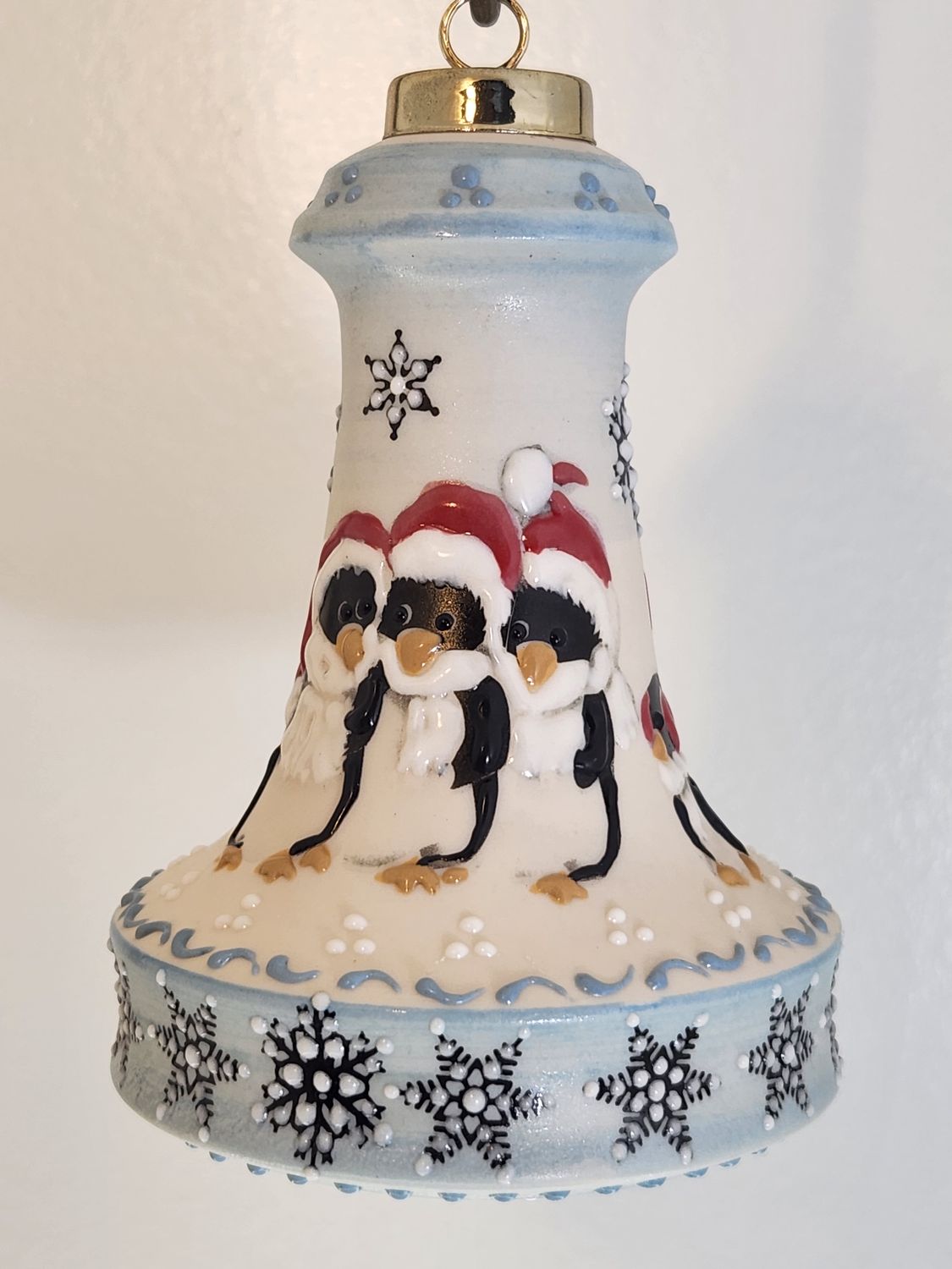Ivory with South Pole Christmas Penguins 5"