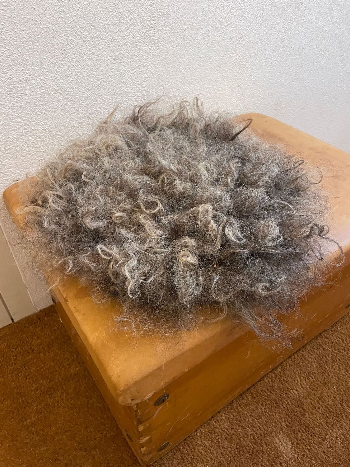 NEU - Sitzkissen "Pomm"  graublau und dunkelgrau