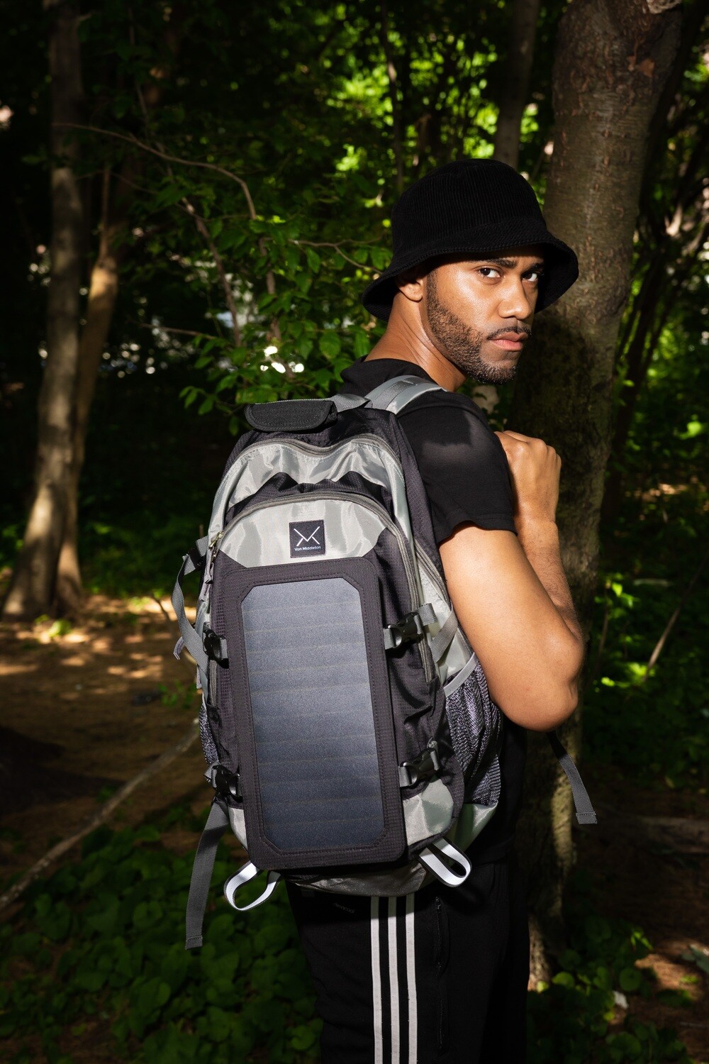 Von Middleton Moonlight Solar Bag