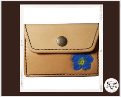 MINIMALIST CARVED FLORAL CARD WALLET