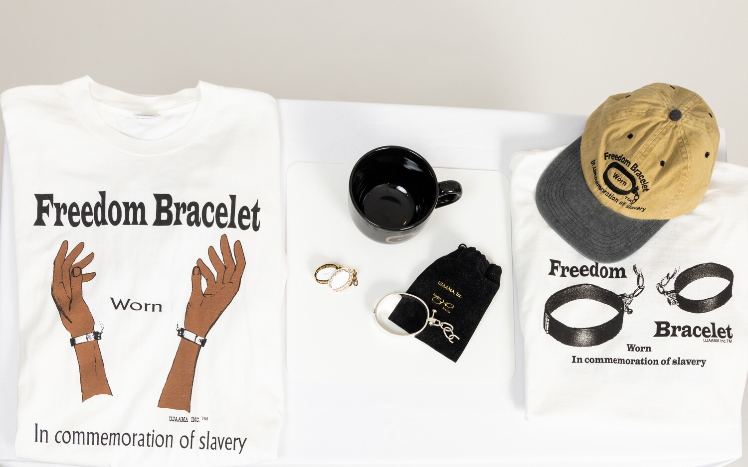 Vintage Signature Freedom Bracelet T-Shirts