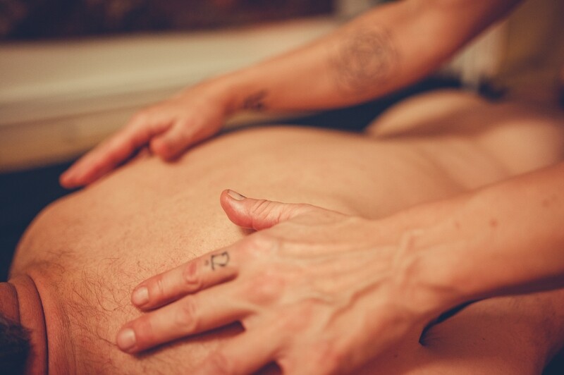 WORKSHOP TANTRA: toucher et tantrisme
