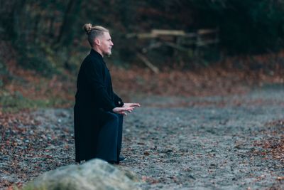 *******TAOISME*********                                                                   26 (soir) -27-28/06/26 - ATELIER - Immersion Taoïste : Qi Gong, Méditations et Retour à Soi - Romain CHASTEL