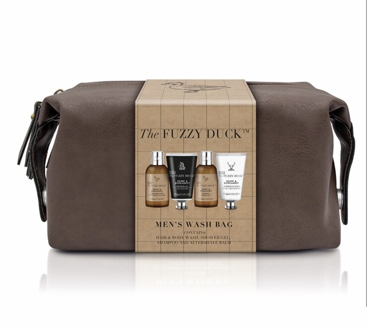Baylis and Harding Fuzzy Duck Men’s wash bag gift set