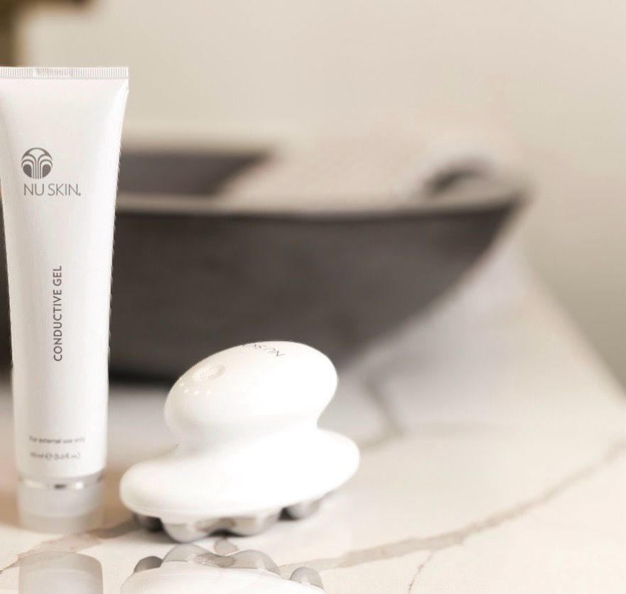 Body Sculpting Spa + Conducting Gel