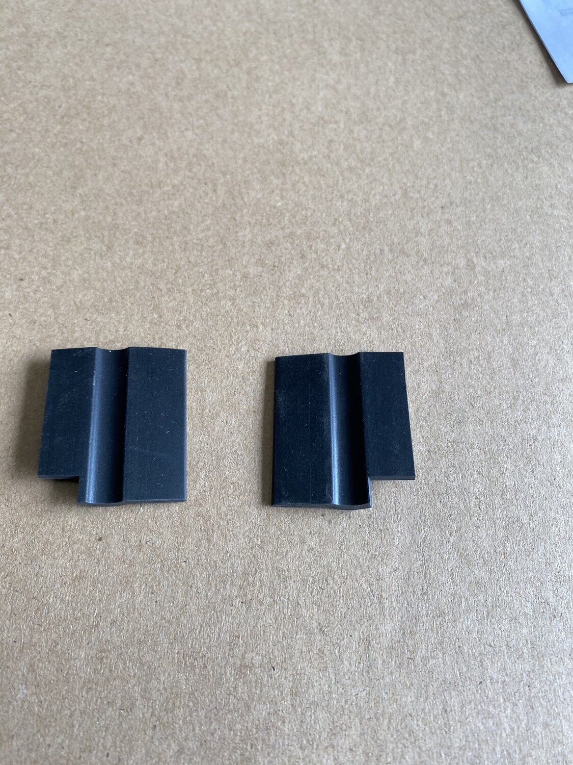 Quarter glass ends