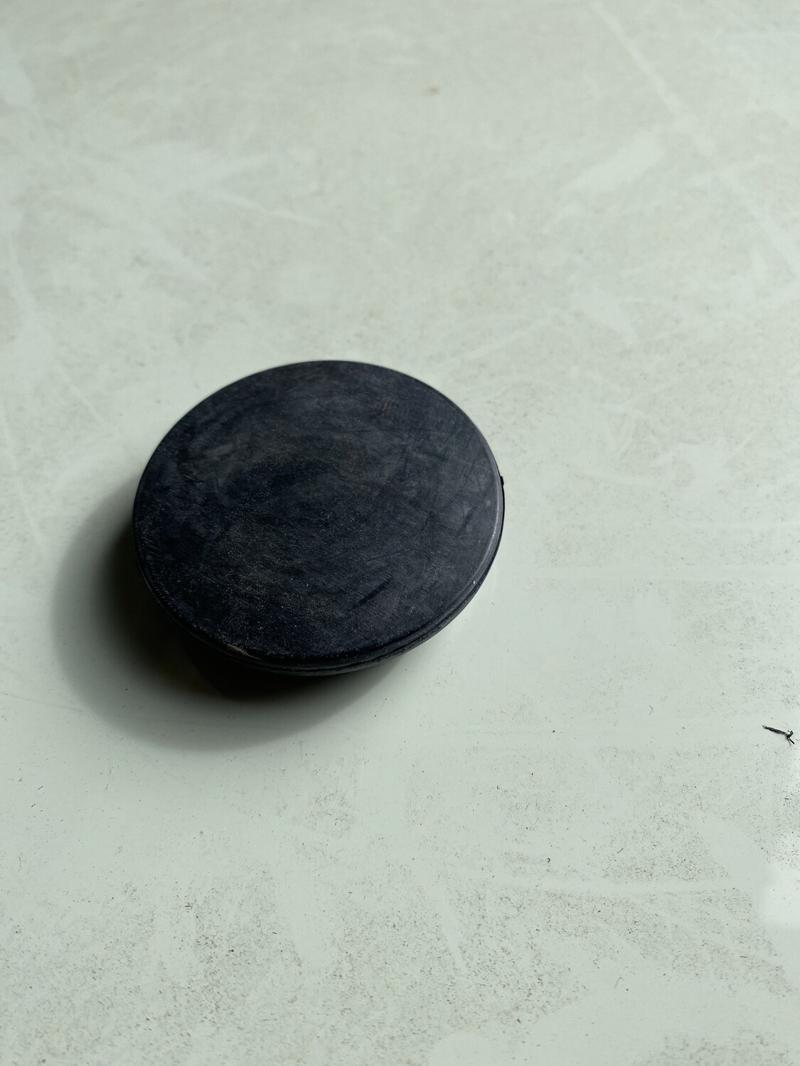 Floor grommet big
