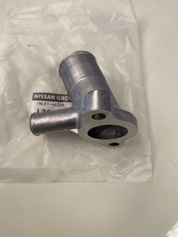Datsun 240z 260z Water outlet