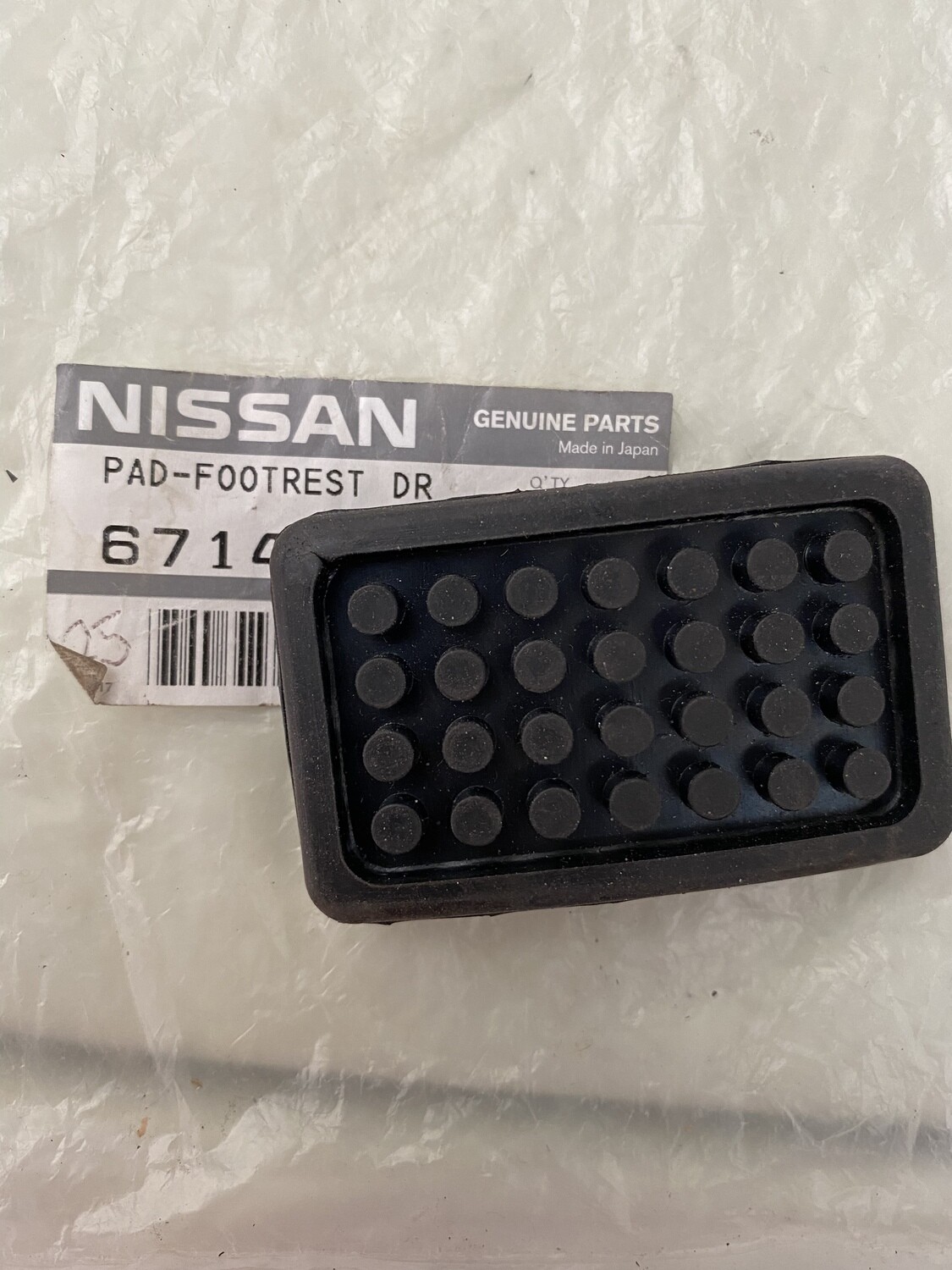 Datsun 240z 260z foot rest rubber