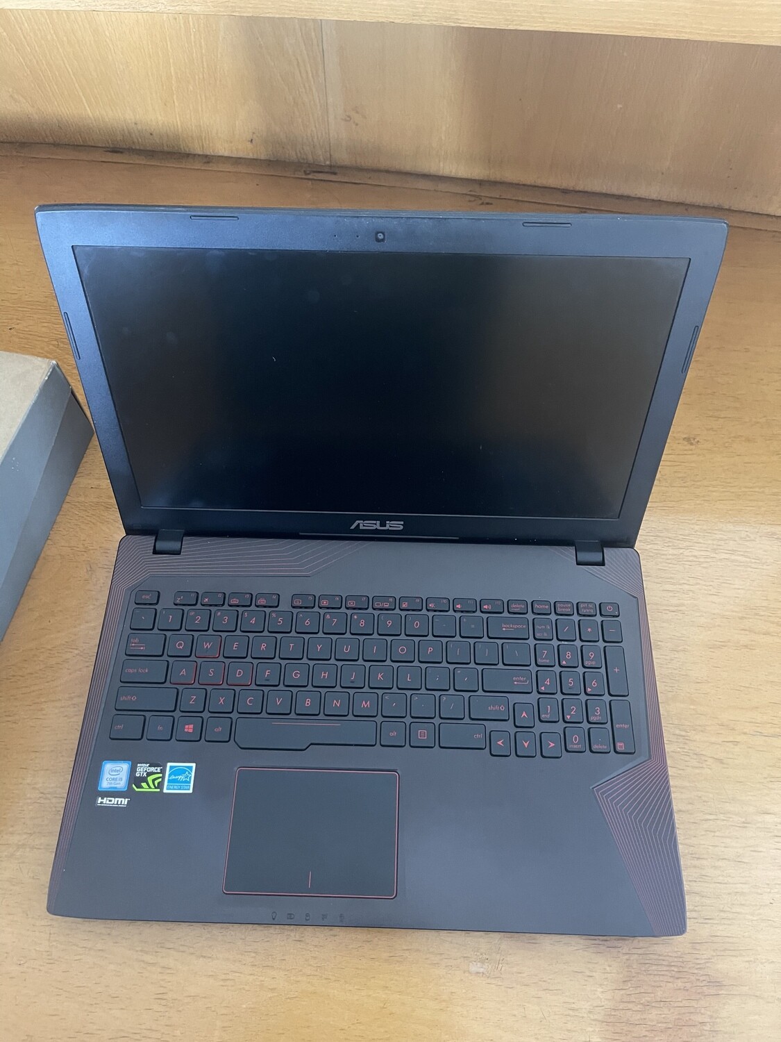 Asus FX553V