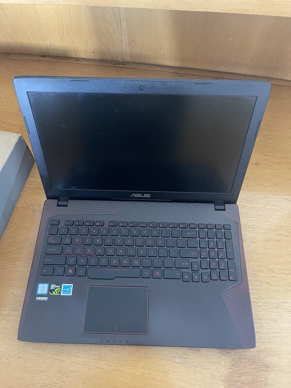 Asus FX553V