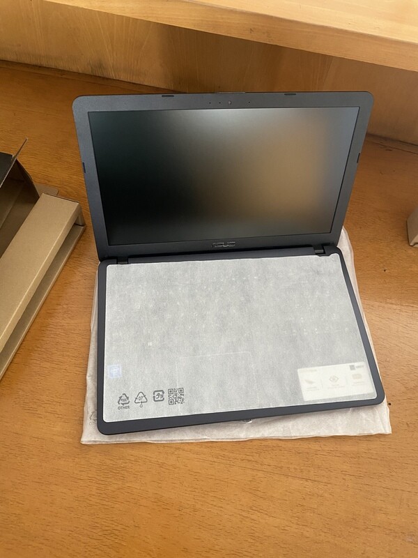 Asus X543N