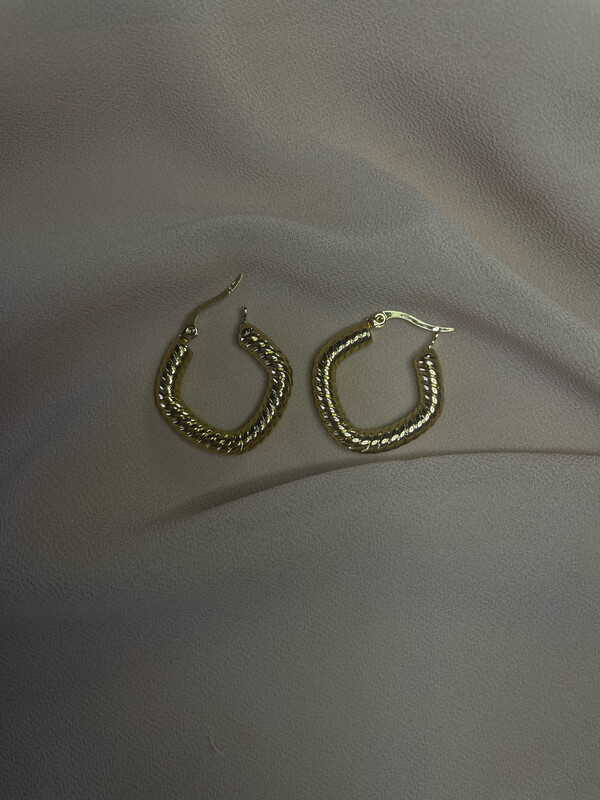 Lia Earrings