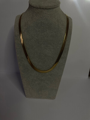 Evara Necklace