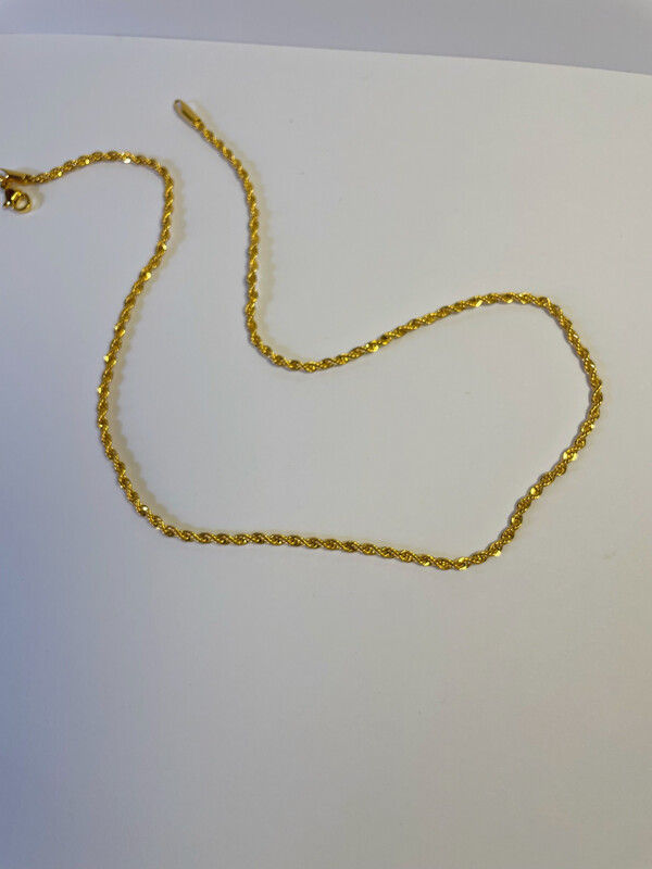 Inara Necklace