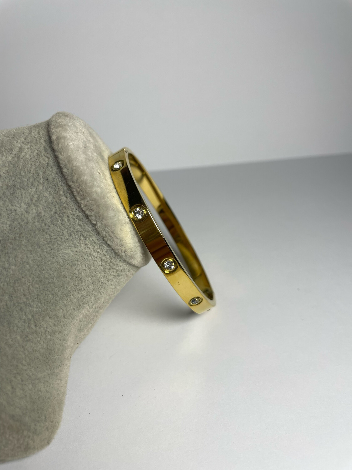 arayna bracelet 