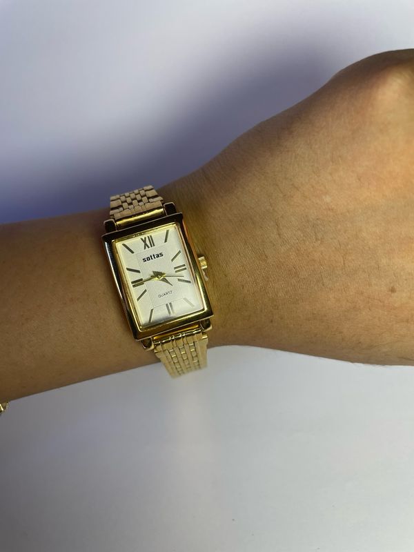 Lenore Watch