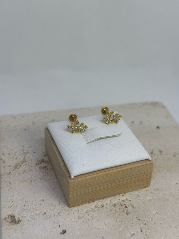 Eva Flat Back Earrings