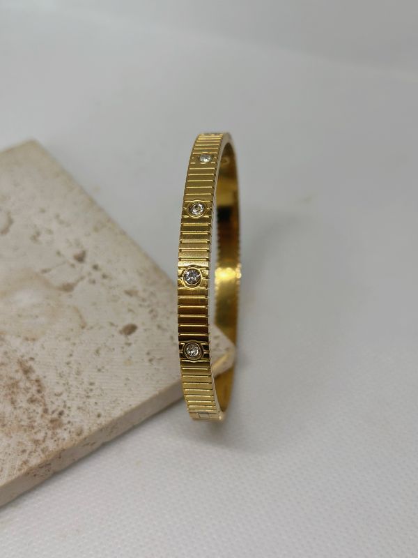 arayna bracelet 