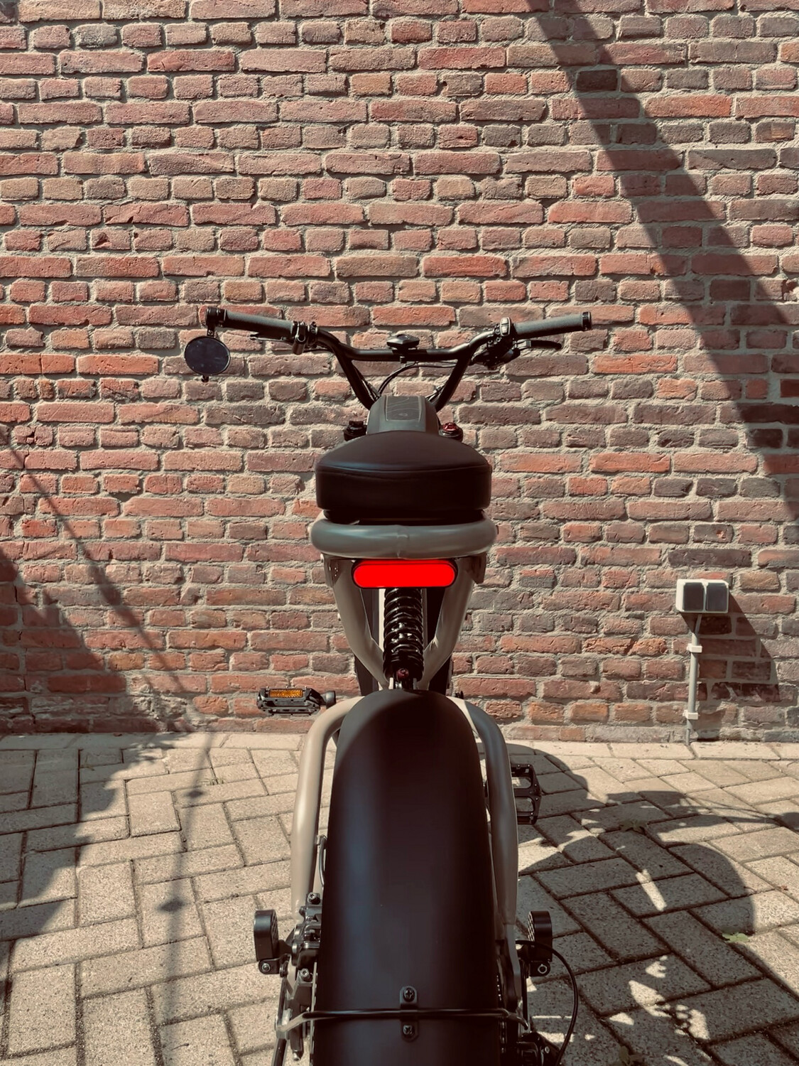 Forty Customs Tail brake light Red