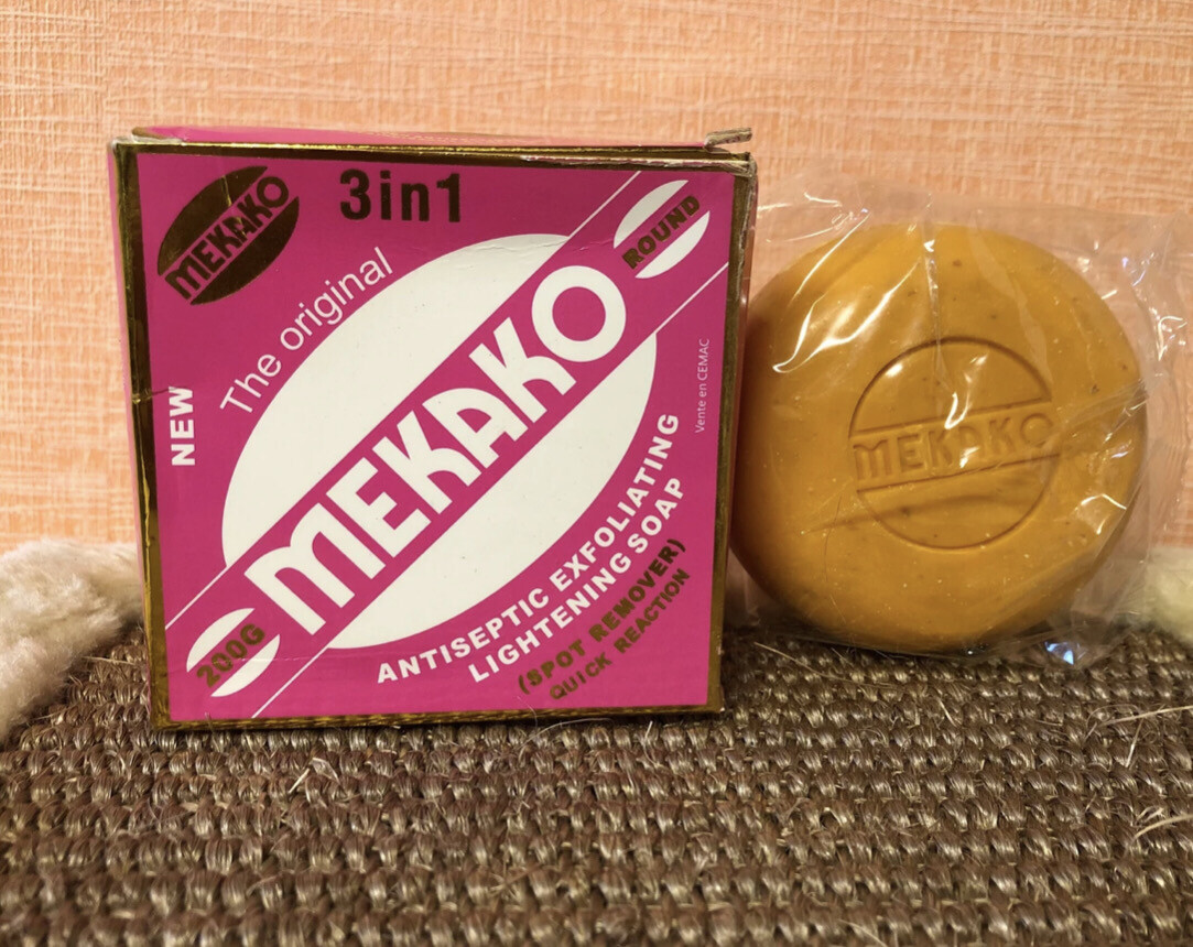MEKAKO ANTISEPTIC EXFOLIANTING LIGHTENING SOAP