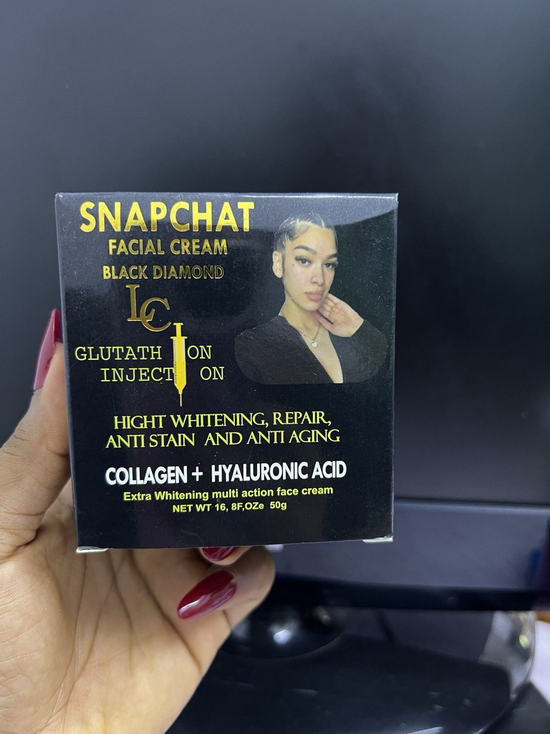CREAM SNAPCHAT DIAMOND NOIR LC