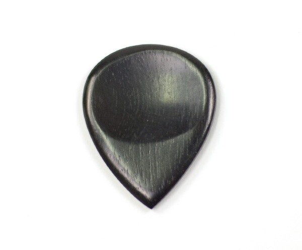 Guitar Pick Ebony Scalloped USA