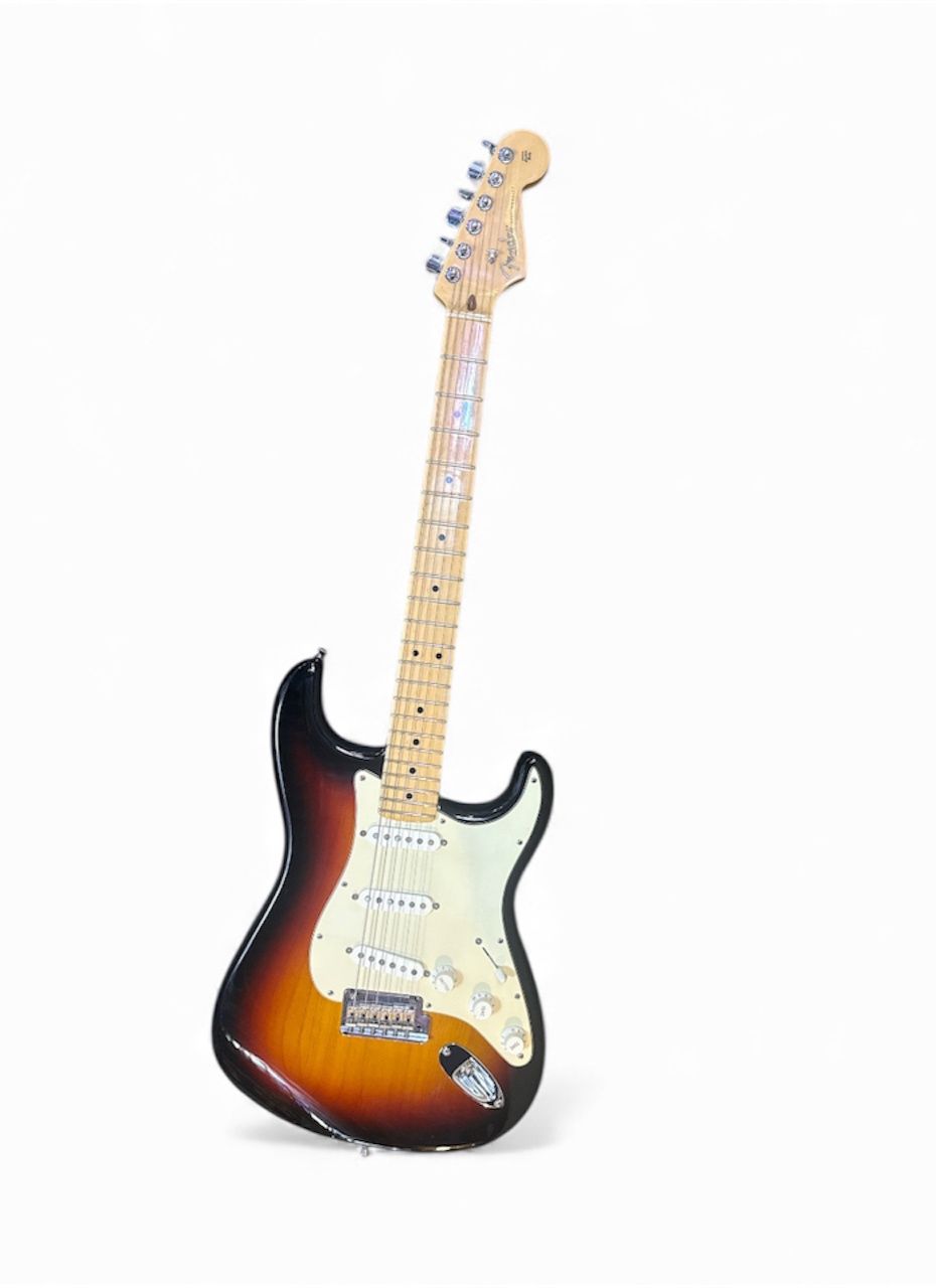 Fender American Standard Stratocaster HSS (Mint Condition)