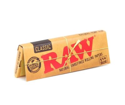 RAW - CLASSIC NATURAL UNREFINED HEMP ROLLING PAPER 1 1/4 SIZE
