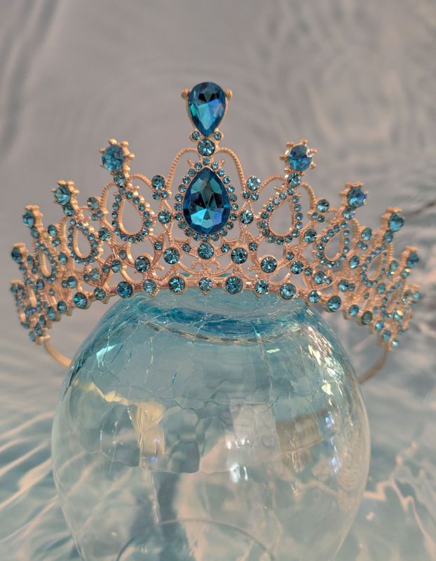 Azure Suncrest Tiara Azure Suncrest Tiara