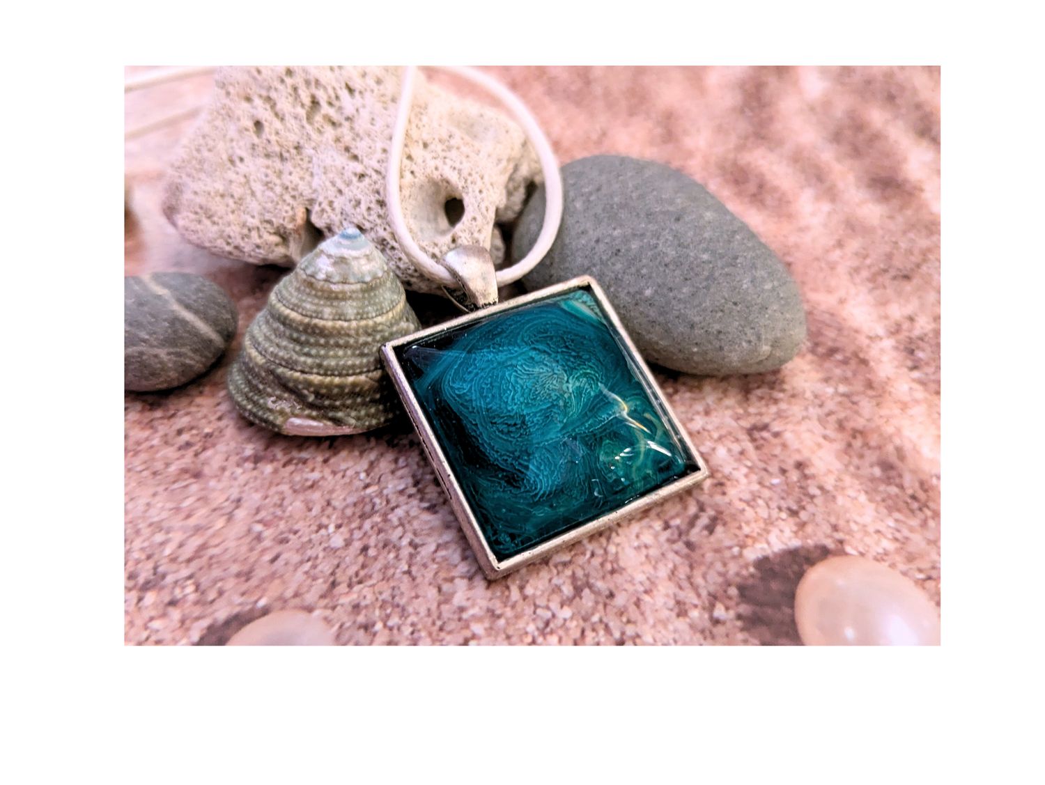 Tidal Stillness Pendant Tidal Stillness Pendant