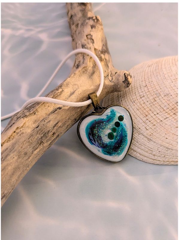 Tidebound Heart - Ocean Pulse Pendant
