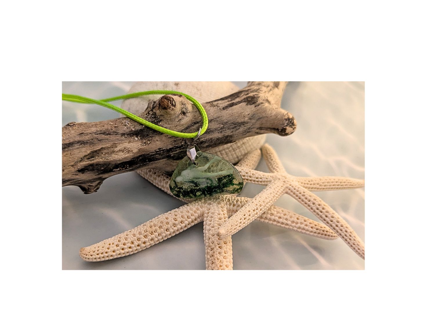 Forest Tide Diver Pendant