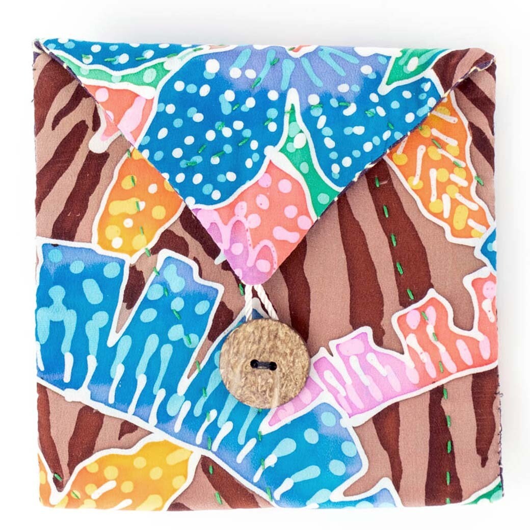 Square silk purse HIRC182