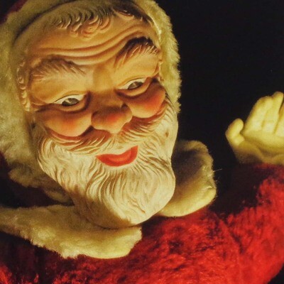 Bijoi Toy Plush Santa, Creepy Santa Series card DAVS137