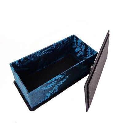 Blue Leaf Pattern, large box COLD849