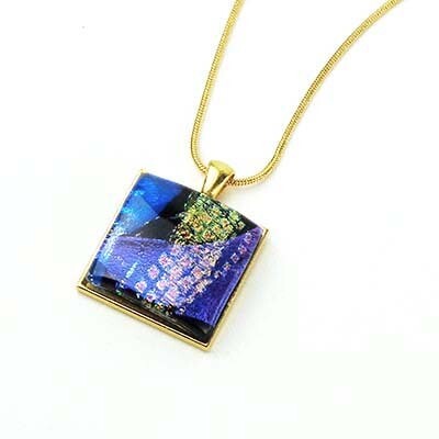 Gold Overlay Pillow, square glass necklace VINK835