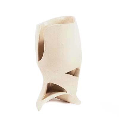 White Stance: Figurative Series, ceramic LISW27