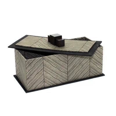 Grey &amp; Black Line Design, large box COLD883