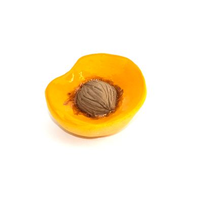Peach with Pit, ceramic WHYE062
