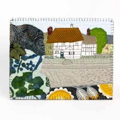 The White Lion, art quilt HIRC345