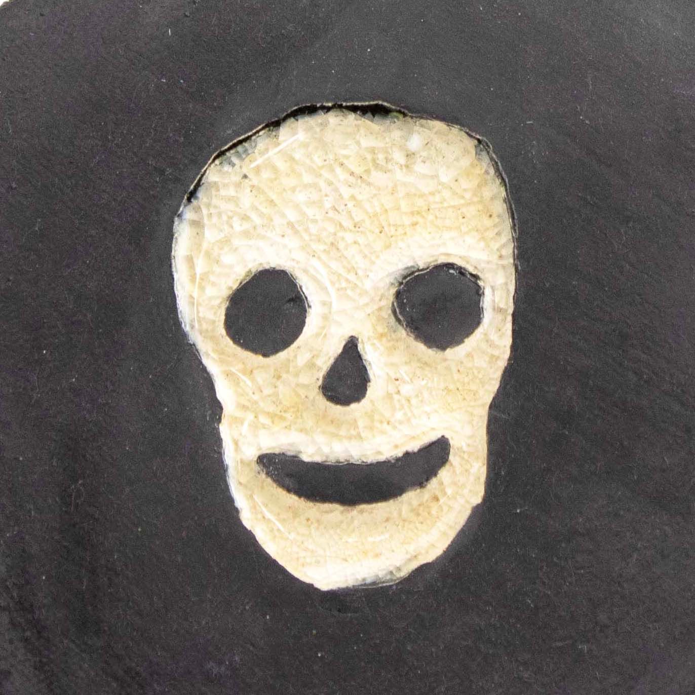 Skull Round Trivet, ceramic DHOJ056