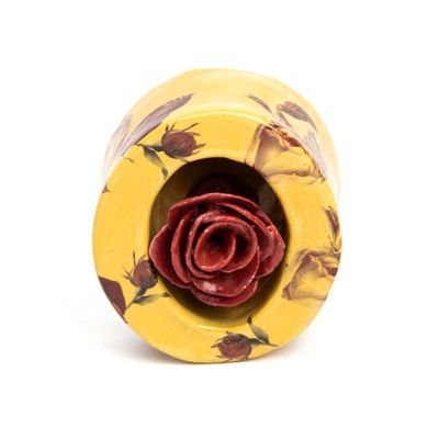 Roses in Oval Rose Frame, ceramic CHAE58