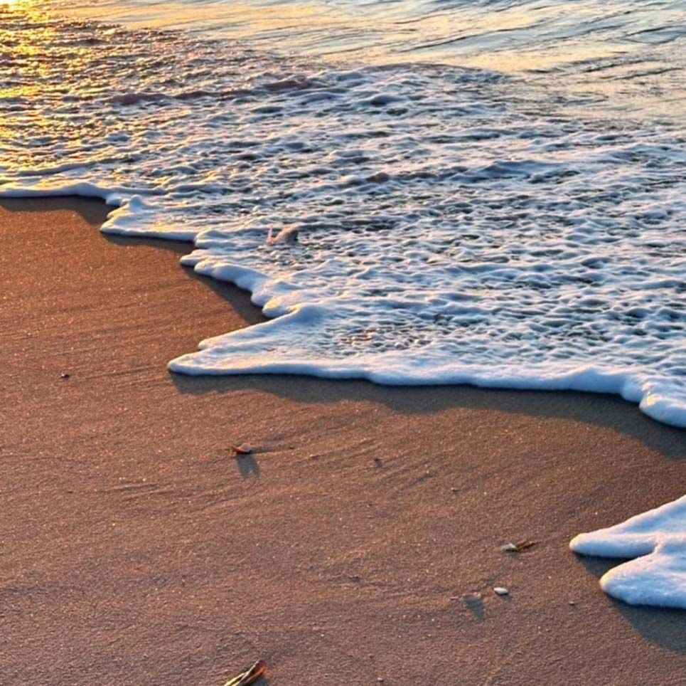 Edge of Perfection, photo print SHAM005