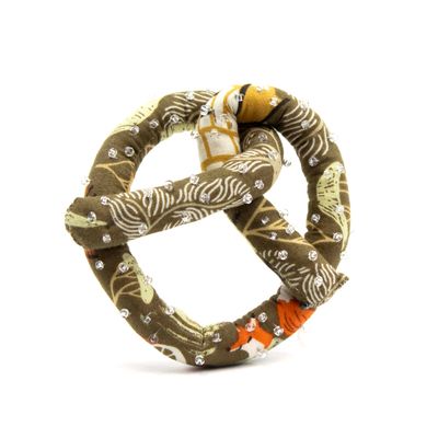 Pretzel - Fox, soft sculture HIRC205