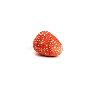 Strawberry, ceramic WHYE005