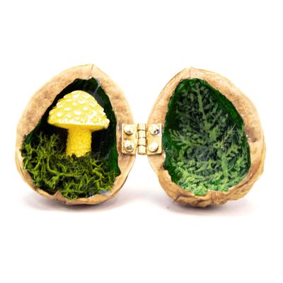 Mushroom with Fern, walnut painting GERS28